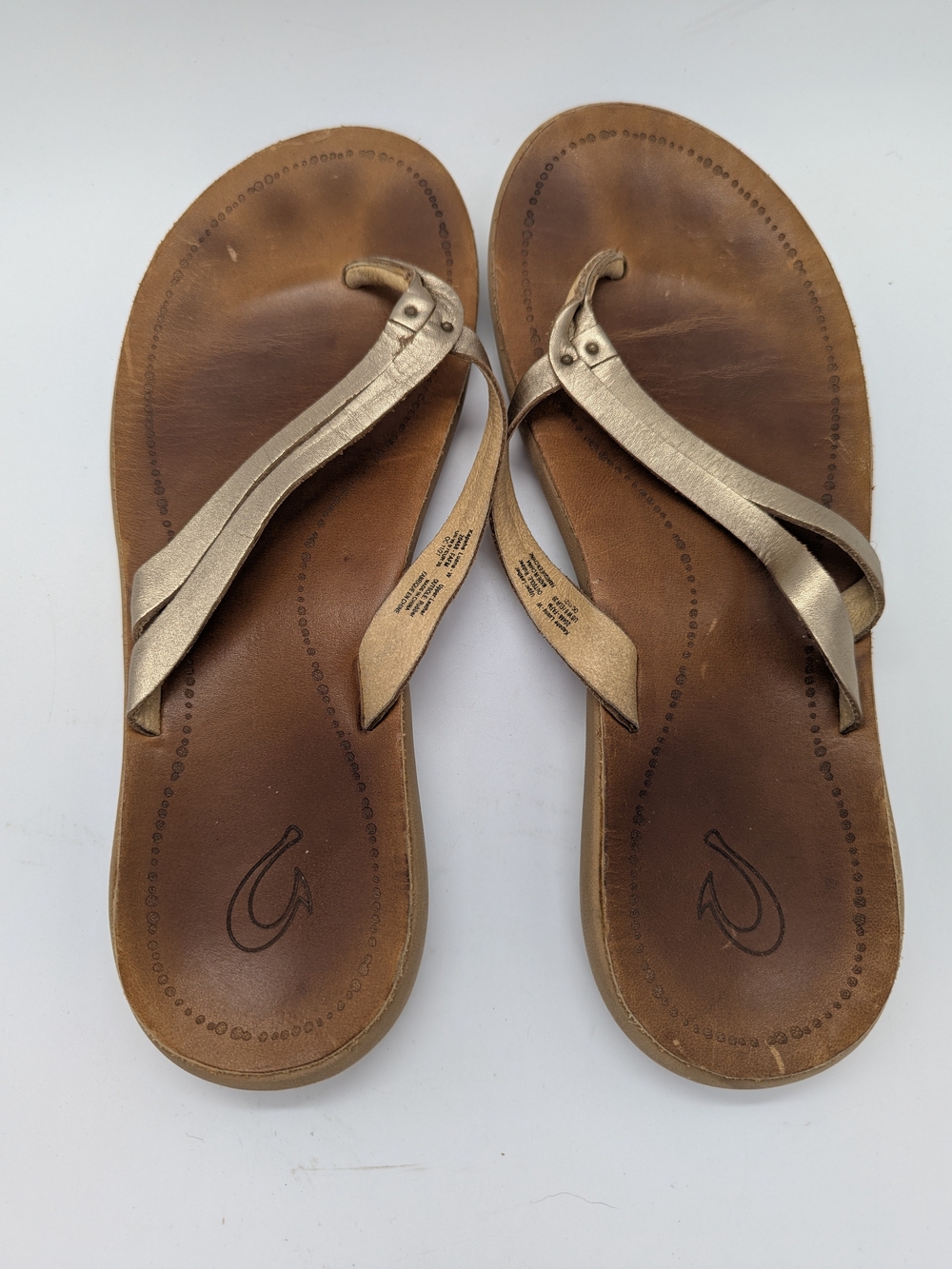 OluKai Women's Kapehe Luana Flip Flop Sandals Bubbly Sahara Metallic Size 9